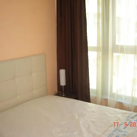 Laguna アパートホテル ラヴダ