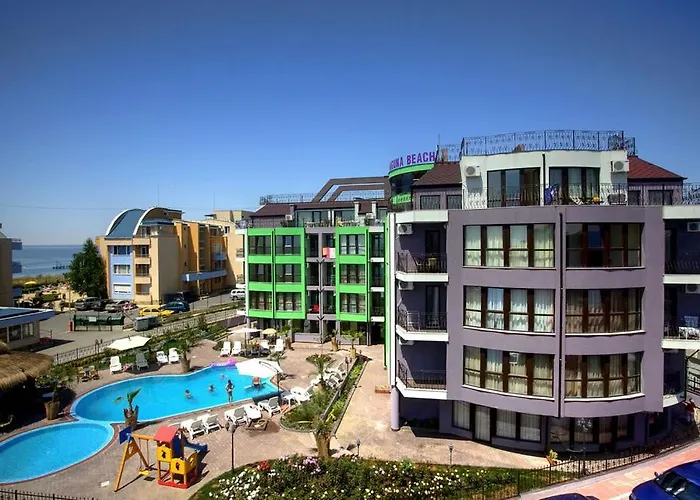 Laguna Aparthotel 2*